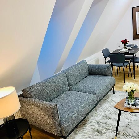Hotel, Apartament Pod Zlotym Lwem W Samym Centrum Miasta Z Darmowym Parkingiem VII Kłodzko Esterno foto