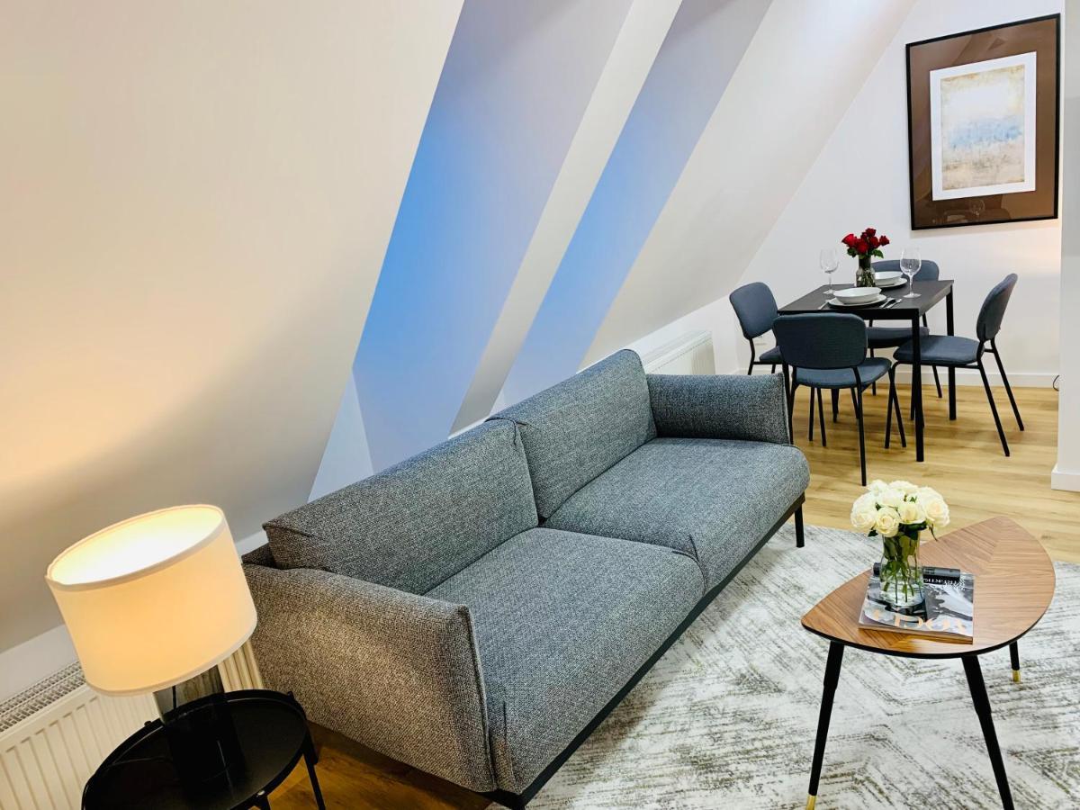 Hotel, Apartament Pod Zlotym Lwem W Samym Centrum Miasta Z Darmowym Parkingiem VII Kłodzko Esterno foto